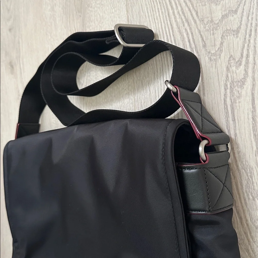 🖤 NEW MZ WALLACE Bleecker Messenger bag black crossbody bag straps nylon unisex